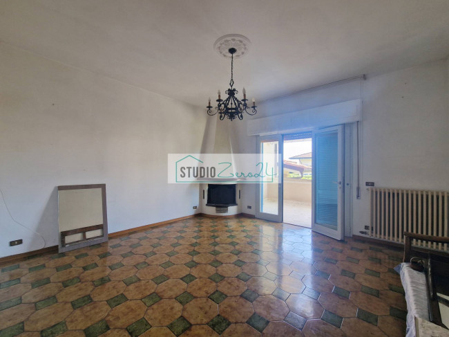 Villa for sale in Camaiore