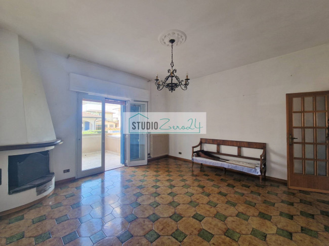 Villa for sale in Camaiore
