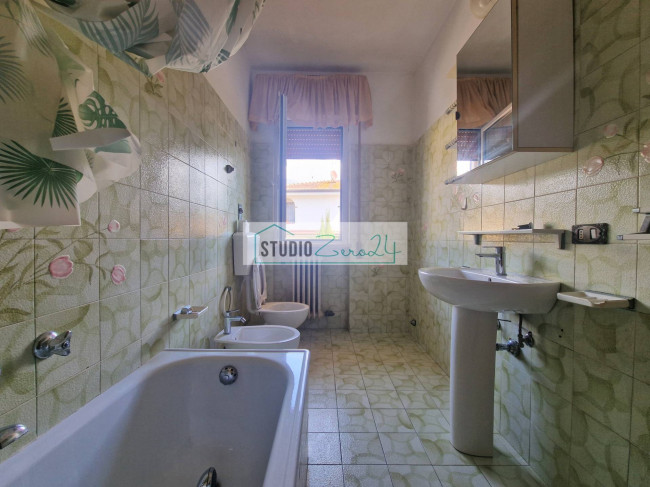 Villa for sale in Camaiore