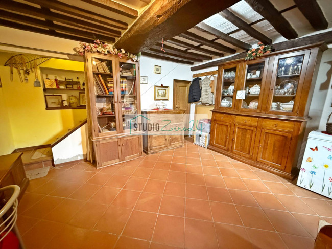 Terraced House for sale in Camaiore