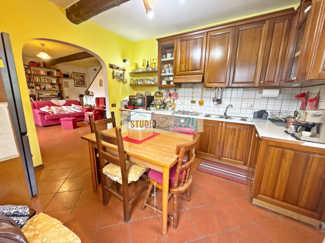 Terraced House for sale in Camaiore