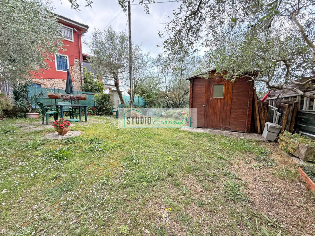 Terraced House for sale in Camaiore