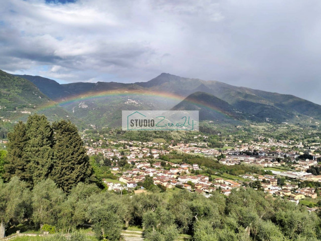Terraced House for sale in Camaiore