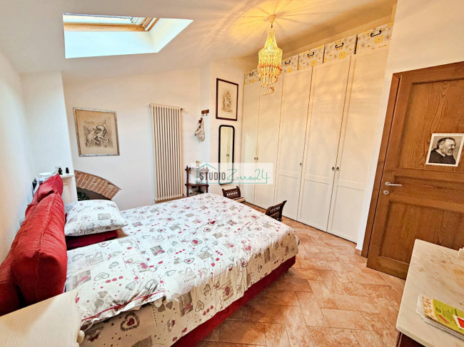 Single House for sale in Pietrasanta