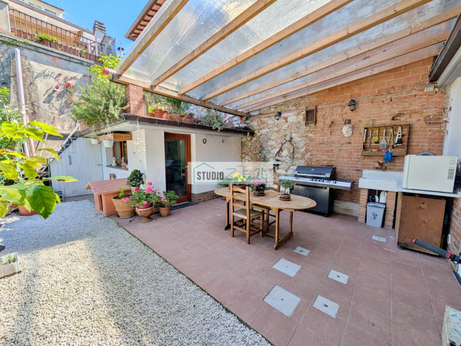 Single House for sale in Pietrasanta