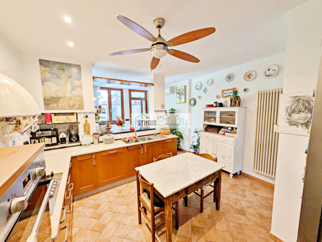 Single House for sale in Pietrasanta