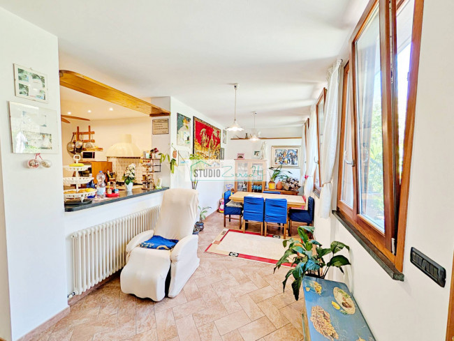 Single House for sale in Pietrasanta
