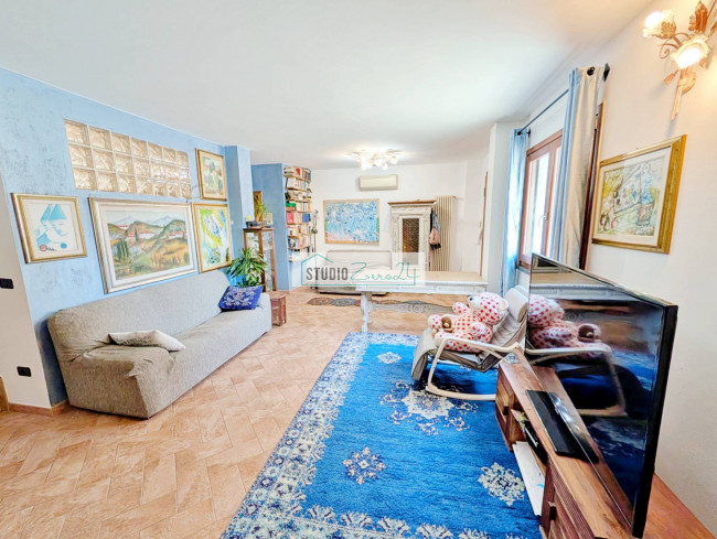 Single House for sale in Pietrasanta
