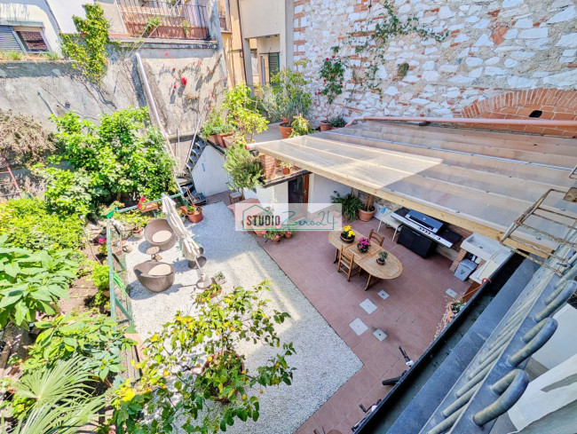Single House for sale in Pietrasanta