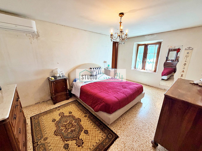 Casale in vendita a Pietrasanta