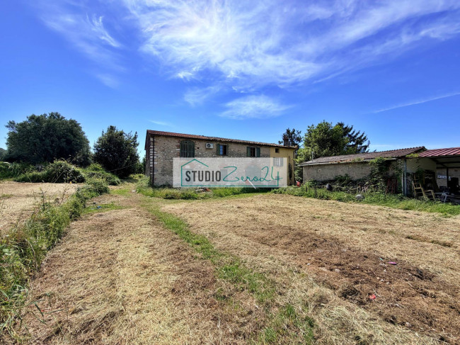 Casale in vendita a Pietrasanta