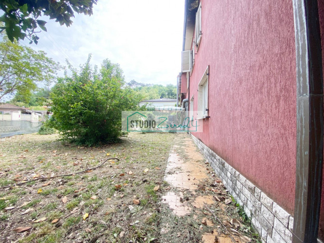 Villa for sale in Camaiore
