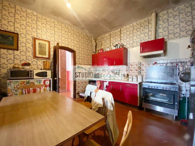 Villa for sale in Camaiore