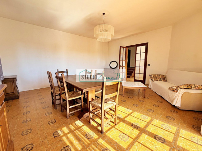 Villa for sale in Pietrasanta
