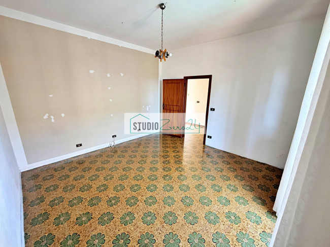 Villa for sale in Pietrasanta