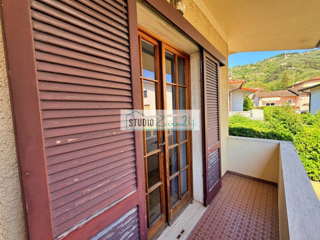 Villa for sale in Pietrasanta