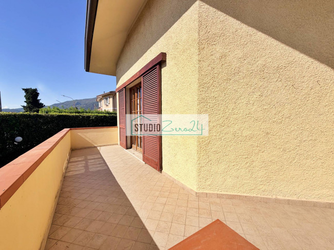 Villa for sale in Pietrasanta
