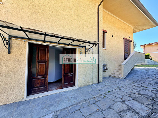 Villa for sale in Pietrasanta
