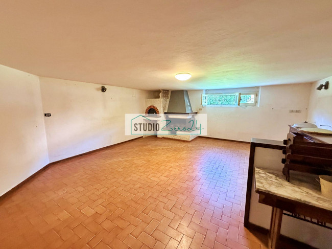 Villa for sale in Pietrasanta