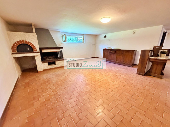Villa for sale in Pietrasanta