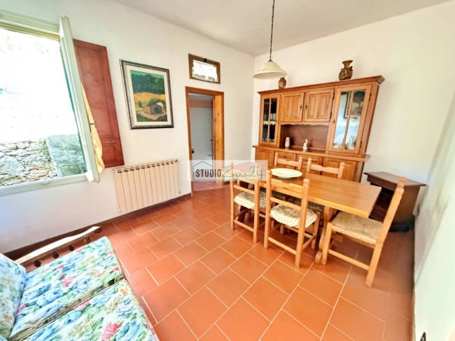 Single House for sale in Pietrasanta
