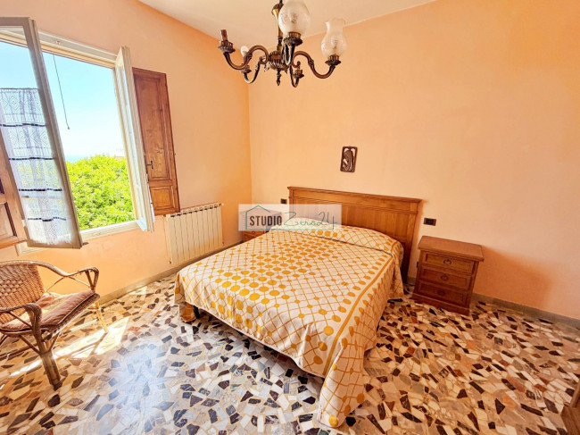Single House for sale in Pietrasanta