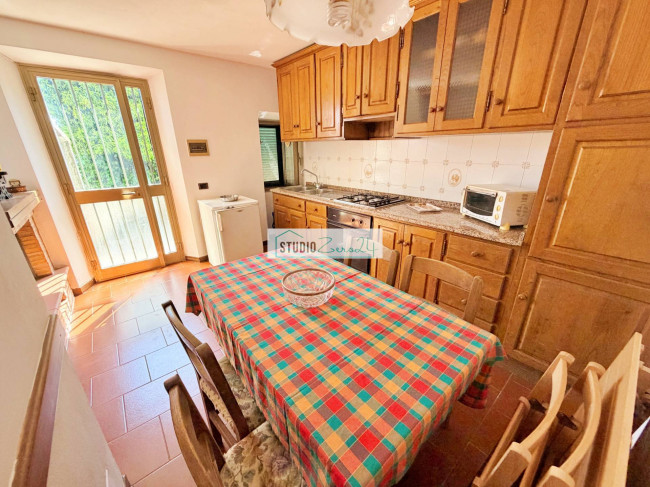 Single House for sale in Pietrasanta