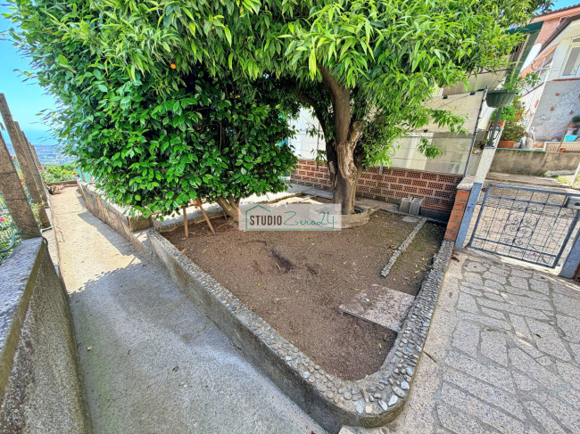 Single House for sale in Pietrasanta