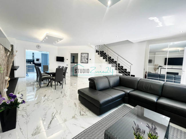 Single House for sale in Viareggio