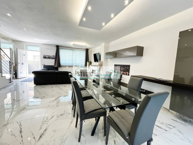 Single House for sale in Viareggio