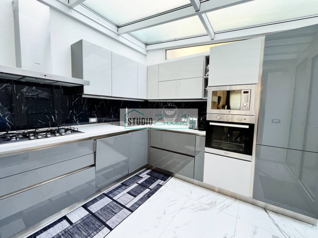 Single House for sale in Viareggio