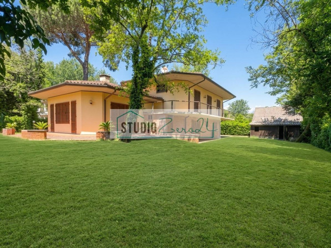 Villa in vendita a Massa