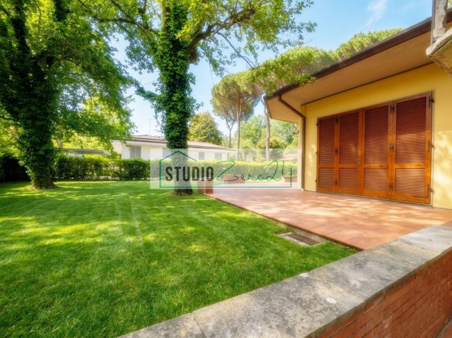 Villa in vendita a Massa