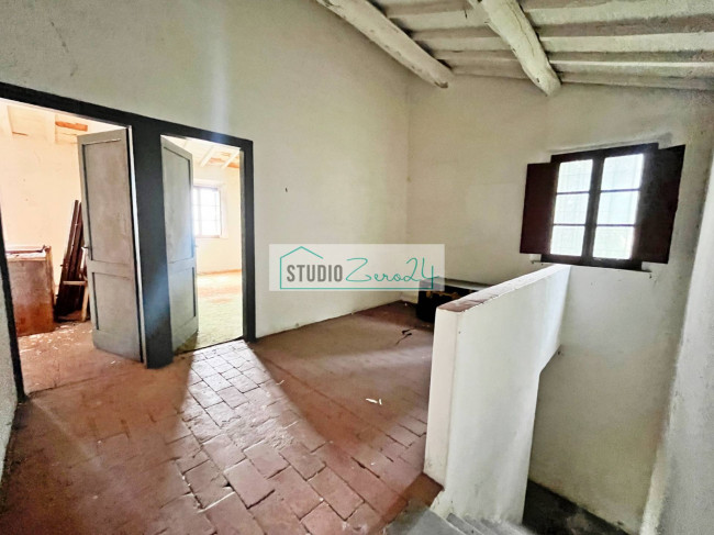 Rustic for sale in Massarosa