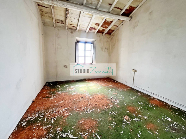 Rustic for sale in Massarosa