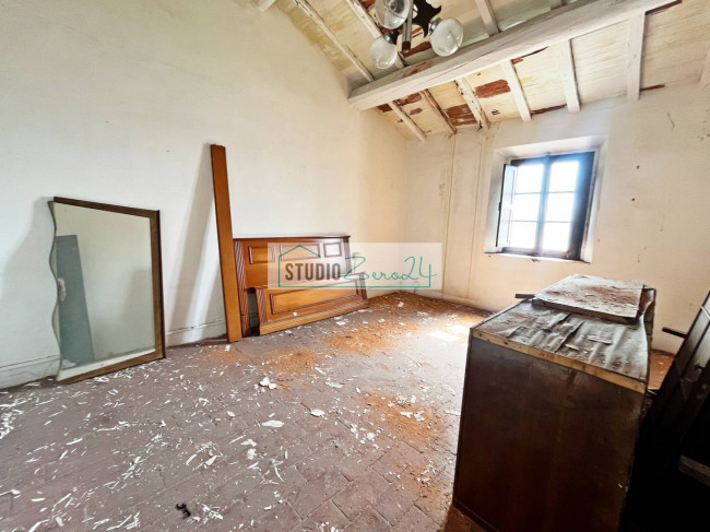 Rustic for sale in Massarosa