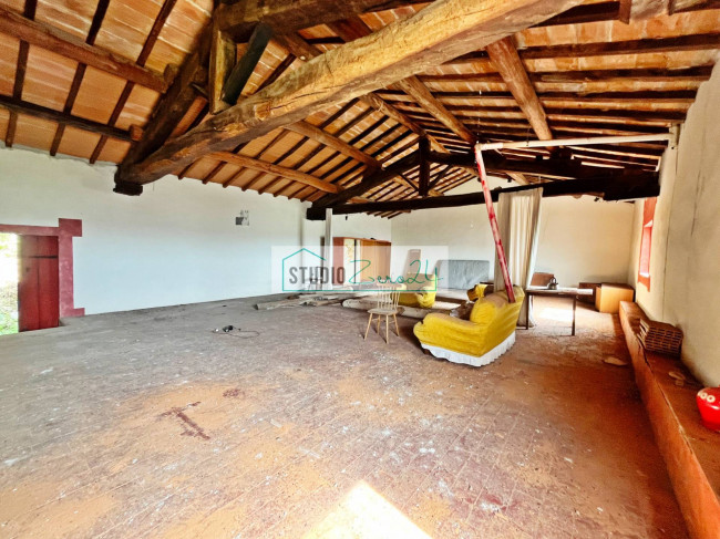 Rustic for sale in Massarosa