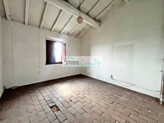 Rustic for sale in Massarosa