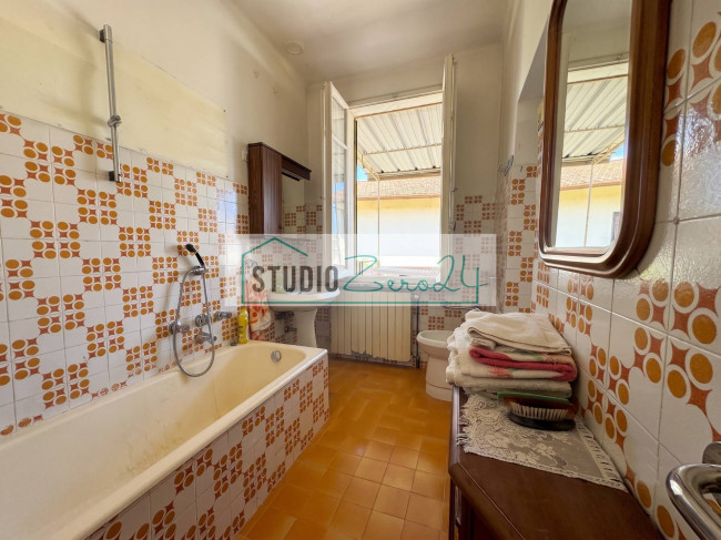 Casa singola in vendita a Massa
