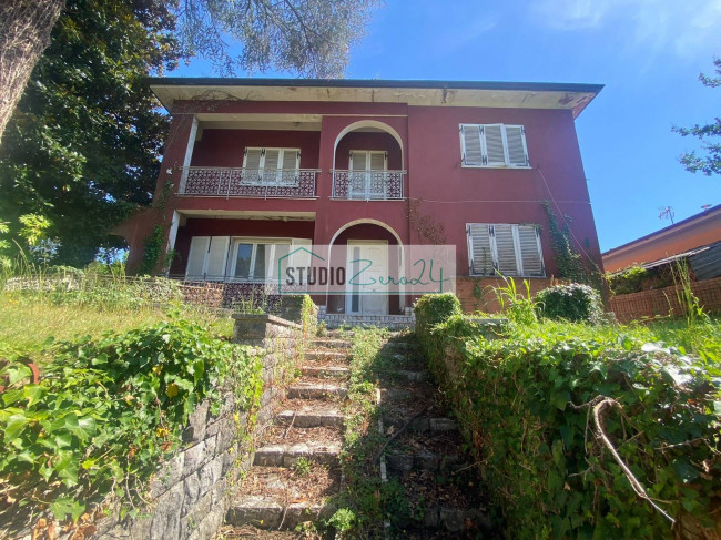 Villa in vendita a Camaiore