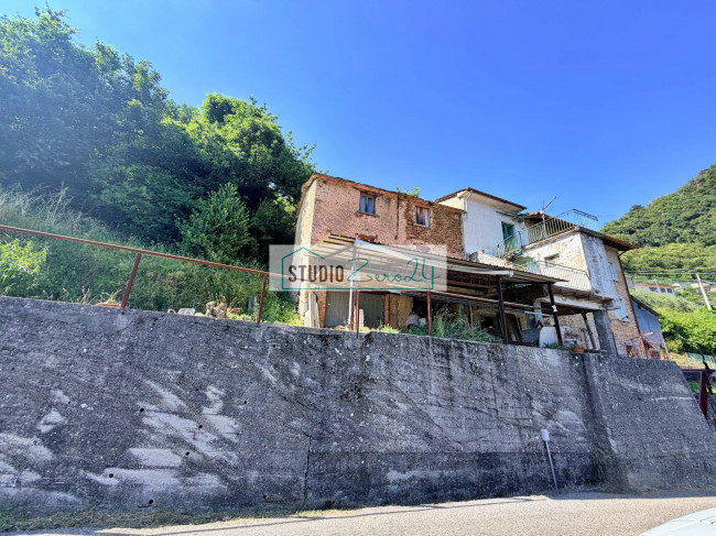 Casa singola in vendita a Stazzema