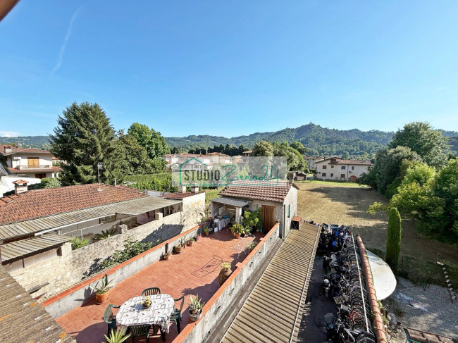 Appartamento in vendita a Camaiore