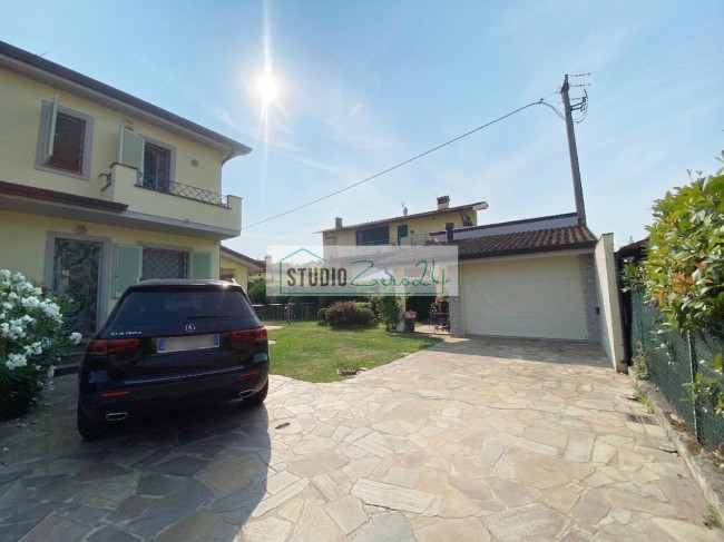 Casa singola in vendita a Camaiore