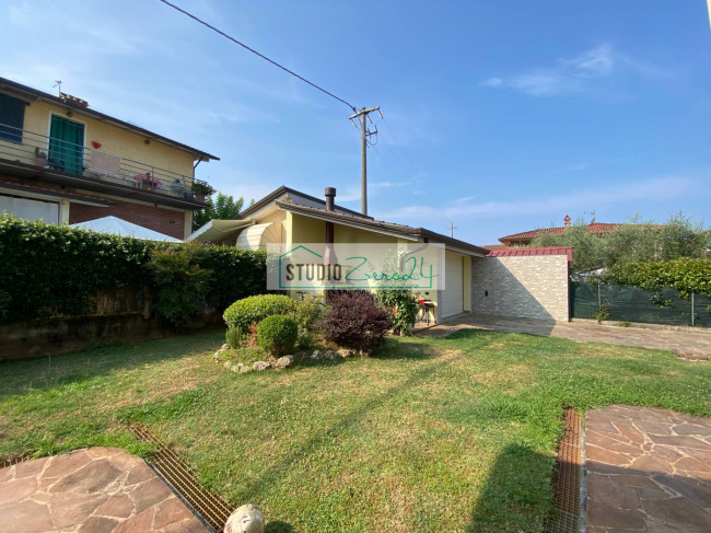 Casa singola in vendita a Camaiore