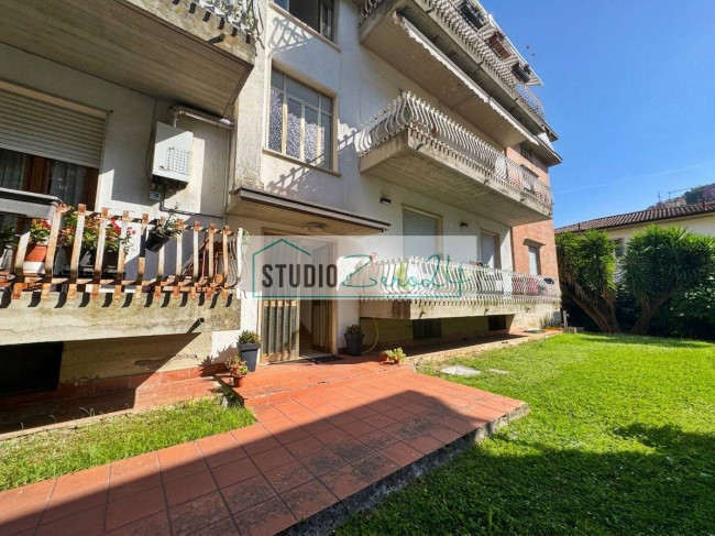 Appartamento in vendita a Massa