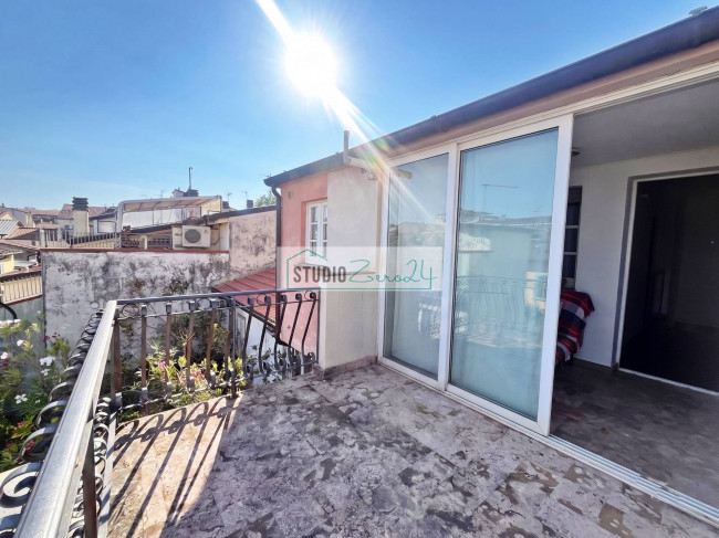 Appartamento in vendita a Viareggio