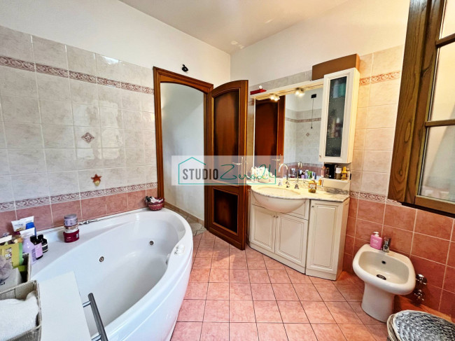Casa singola in vendita a Massarosa