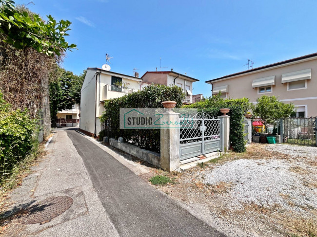 Casa singola in vendita a Viareggio