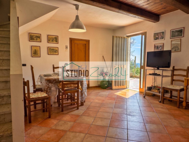 Rustico in vendita a Montignoso