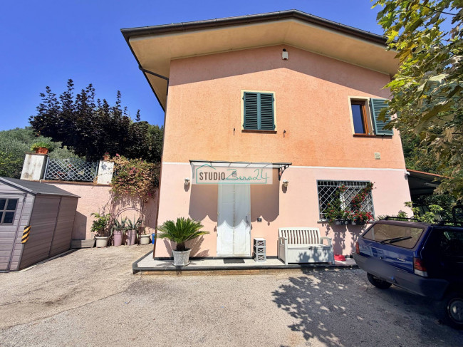 Villa in vendita a Pietrasanta